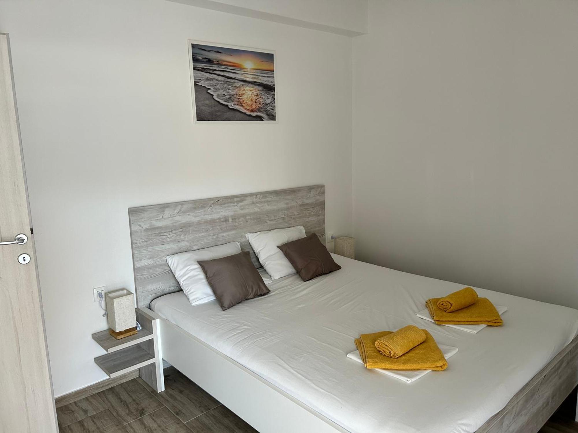 Apartments Dobrenic Vodice Dış mekan fotoğraf