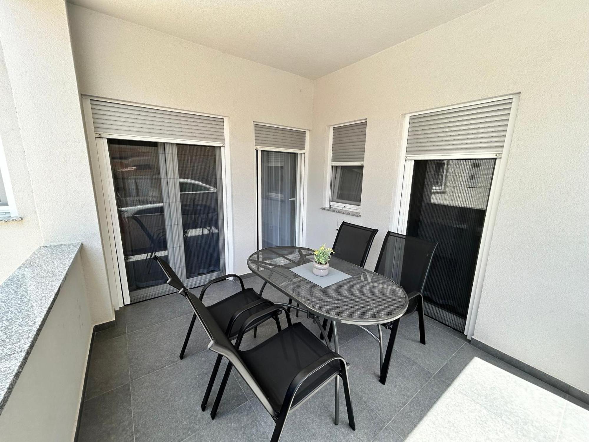 Apartments Dobrenic Vodice Dış mekan fotoğraf