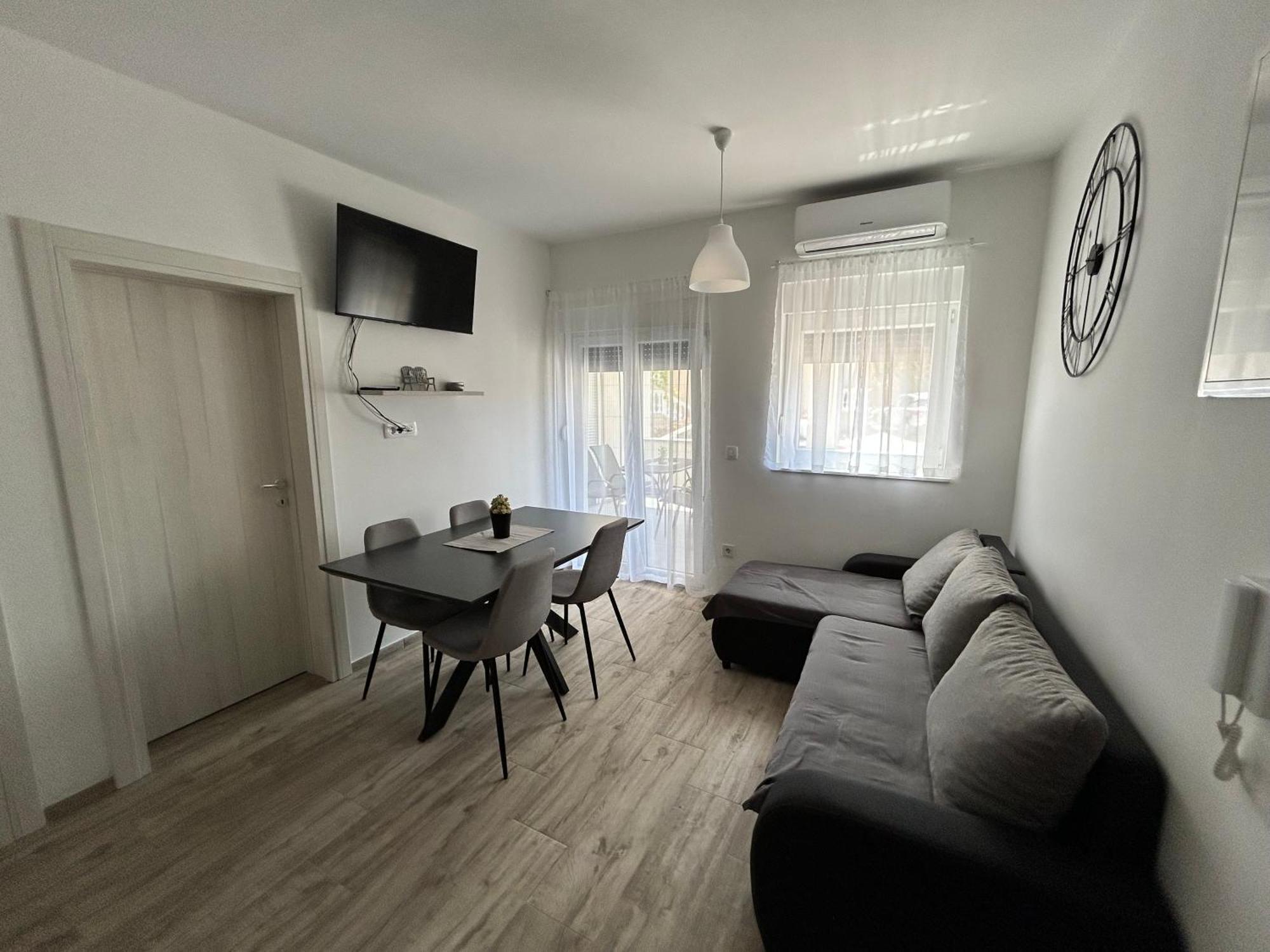 Apartments Dobrenic Vodice Dış mekan fotoğraf
